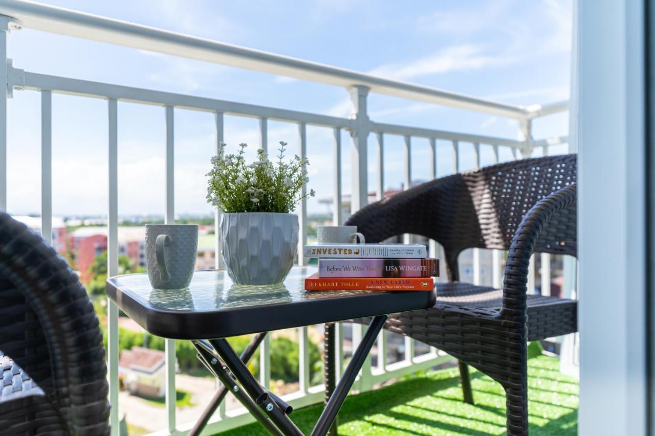 732 Express Condotel, 3 Minutes To Airport, With Gym & Pool Fast Wi-Fi, Free Netflix Lapu-Lapu City Eksteriør bilde